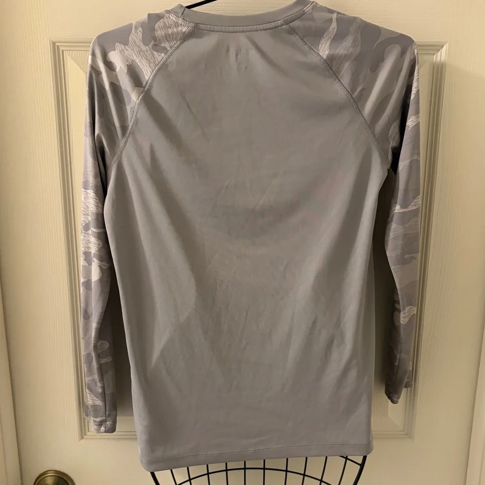Old Navy Active Boys XL 14-16 Gray Camo Long Sleeve Performance Shirt